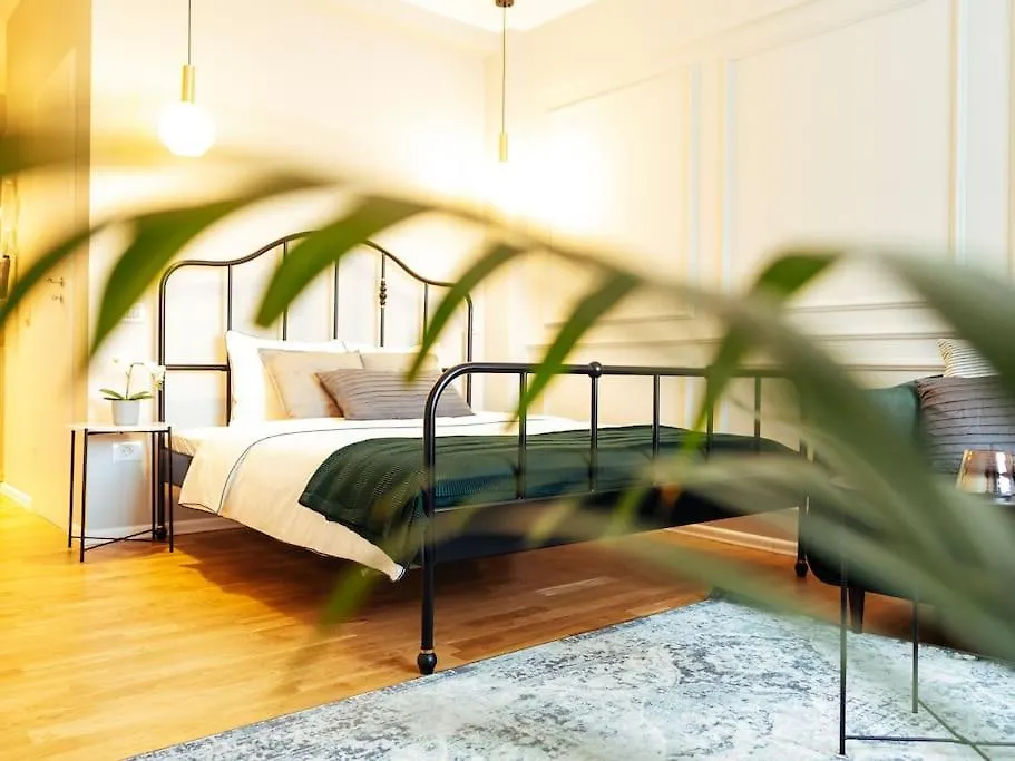 Amazing Location - Superb View - Old Town Apartment Bucharest